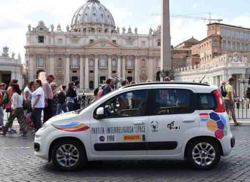 Fiat Panda auto ufficiale Partita Interreligiosa per la Pace
