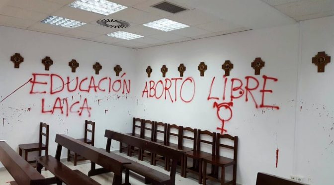 Universiteitskapel beklad met pro-abortus&nbsp;graffiti