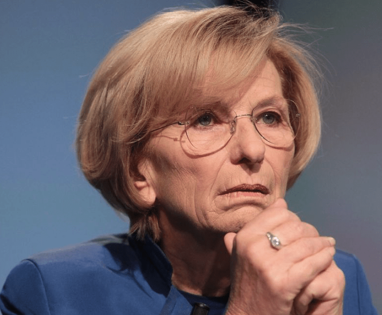 Pro-abortus politica die door Bergoglio geprezen werd gaf lezing in kerk; pro-life demonstranten&nbsp;buitengegooid