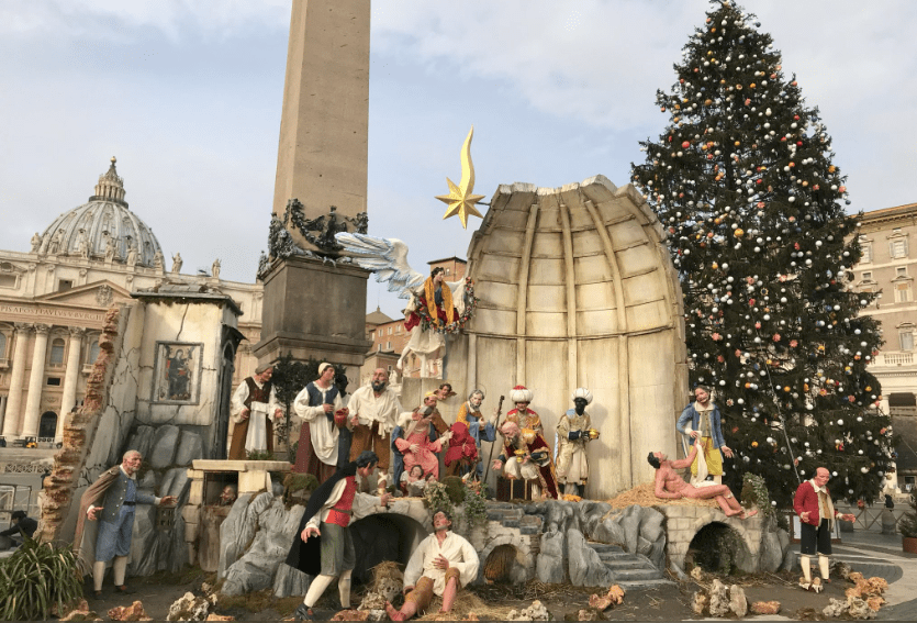 In beeld: De homo-erotische Kerstscène van het&nbsp;Vaticaan