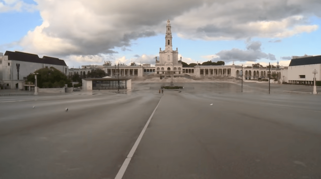 Het heiligdom van Fatima in volledige lockdown en onder militaire&nbsp;bewaking